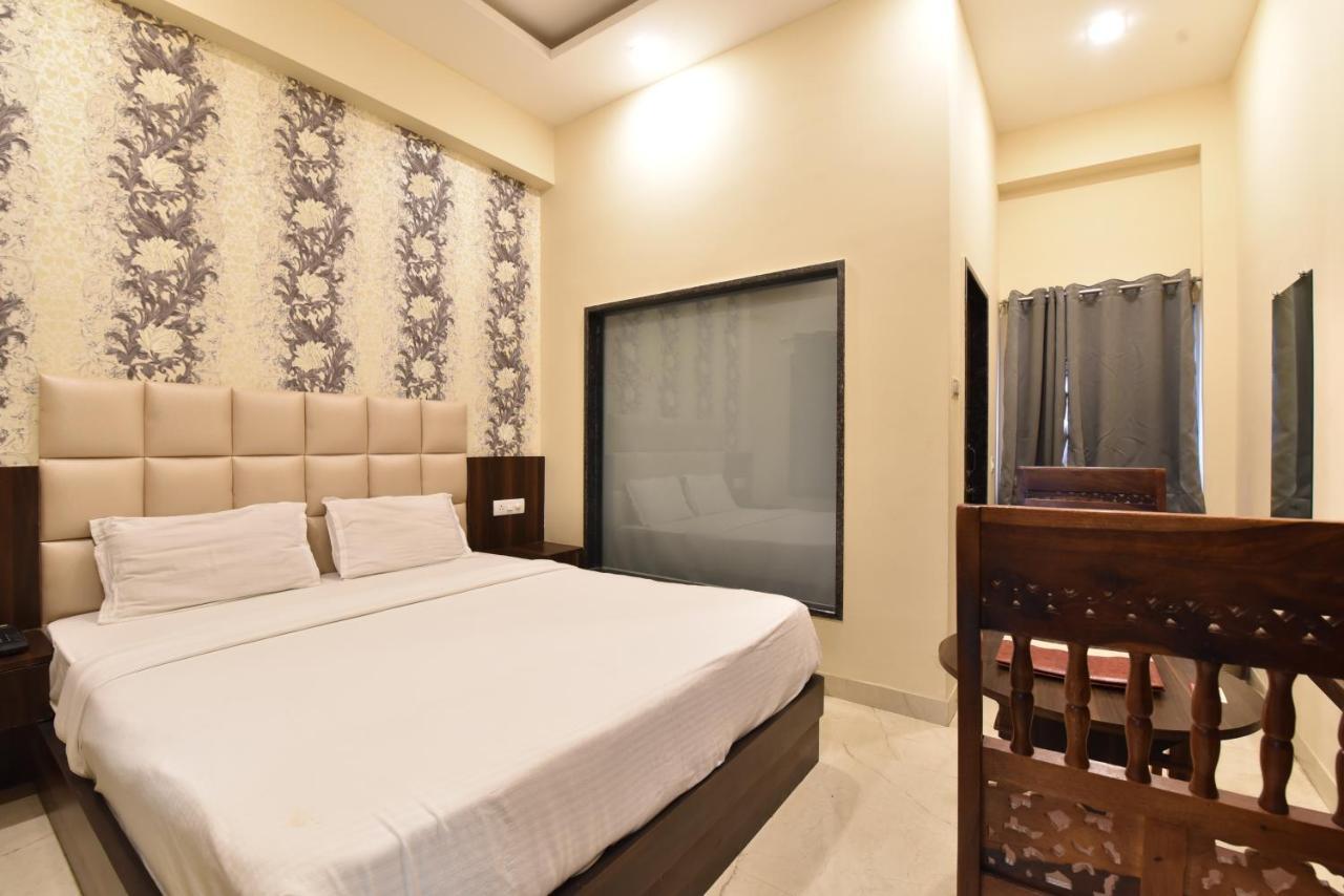 Hotel Dosa Plaza Udaipur Buitenkant foto