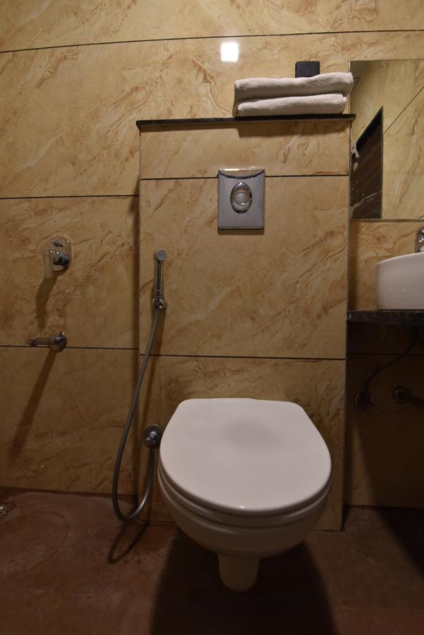 Hotel Dosa Plaza Udaipur Buitenkant foto